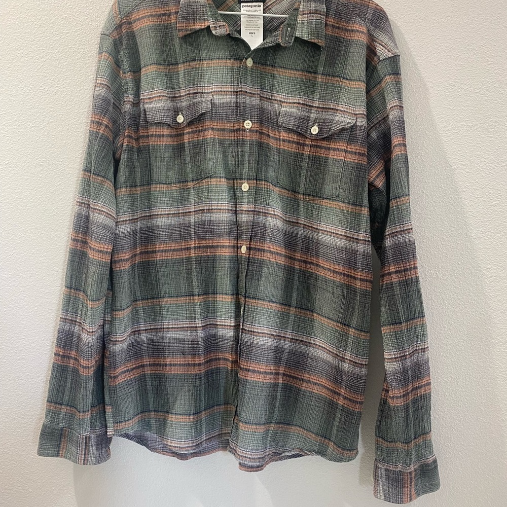 Patagonia Men’s Flannel long sleeve shirt